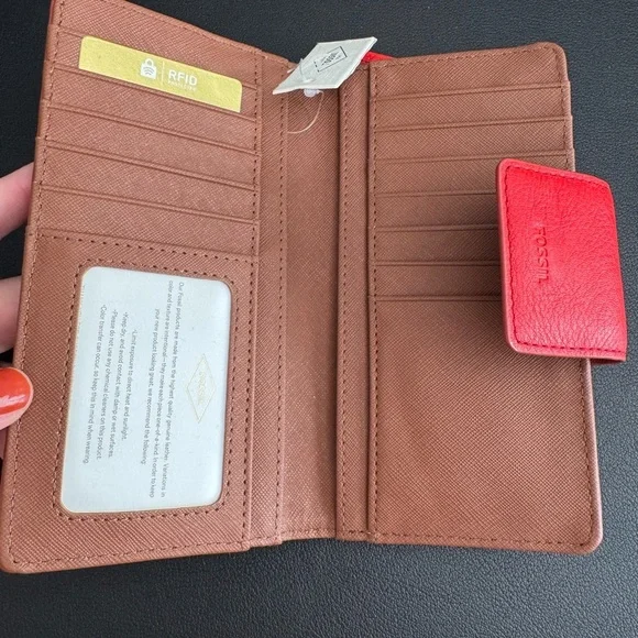 Fossil Logan RFID Tab Clutch Wallet - Picture 4 of 9